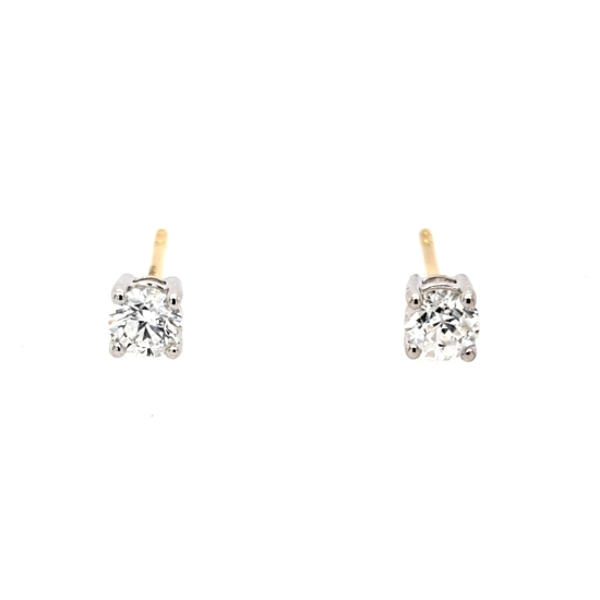 Pre Owned 18ct Diamond Stud Earrings ZU603